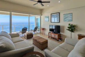 Condo 1202 St Tropez Tower, Palacio del Mar, Rosarito - Well-lit living room