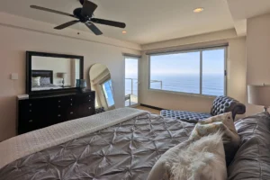 Condo 1202 St Tropez Tower, Palacio del Mar, Rosarito - Master bedroom with ocean views