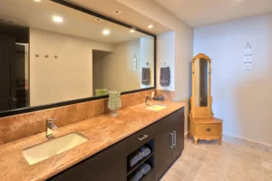 Condo 1202 St Tropez Tower, Palacio del Mar, Rosarito - Main bathroom with double vanity