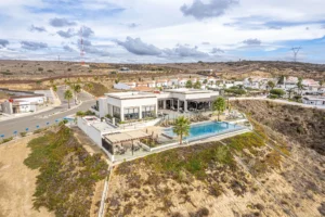 M2 Tamarindo, Rancho el Descanso - club house