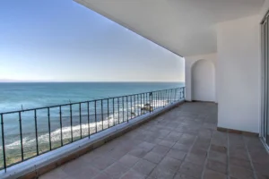 Club Marena – Las Olas 401 Oceanfront Condo for Sale in Rosarito, Baja