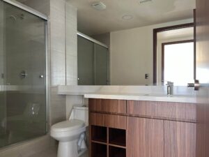 Luxury Oceanfront Condo in Rosarito at Palacio del Mar – Second bathroom