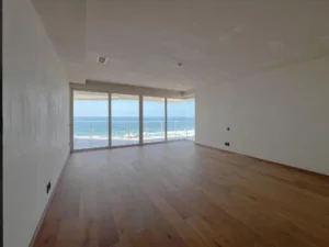 Brand-new Oceanfront 3-bedroom Condo for Sale in Palacio del Mar