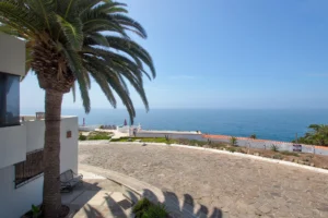 An excellent spot for enjoying sunsets and socializing - Plaza del Mar Real Estate