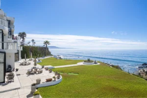 Townhouse-Style Villa for Sale in Villas Pacifica Rosarito - South-facing condo