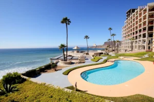 Costa Bella, Rosarito - Swimming pool enjoys amazing views of the ocean.