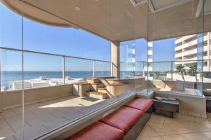 Calafia Villas & Resort - Club house with jacuzzi