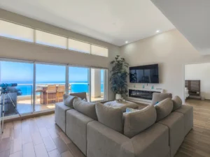 2-Story Luxury Penthouse for sale in La Jolla Excellence — Rosarito