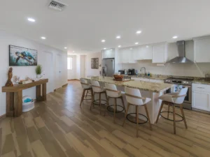 2-Story Luxury Penthouse for sale in La Jolla Excellence — Rosarito