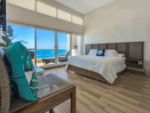 2-Story Luxury Penthouse for sale in La Jolla Excellence — Rosarito