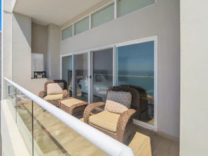 2-Story Luxury Penthouse for sale in La Jolla Excellence — Rosarito
