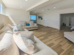 2-Story Luxury Penthouse for sale in La Jolla Excellence — Rosarito