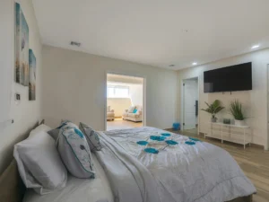 2-Story Luxury Penthouse for sale in La Jolla Excellence — Rosarito