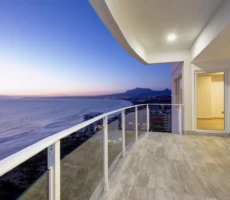 Palacio del Mar: 2-bed 2-bath Condo, 1930sqft of living space. Palacio del Mar: 2-bed 2-bath Condo, 1930sqft of living space.